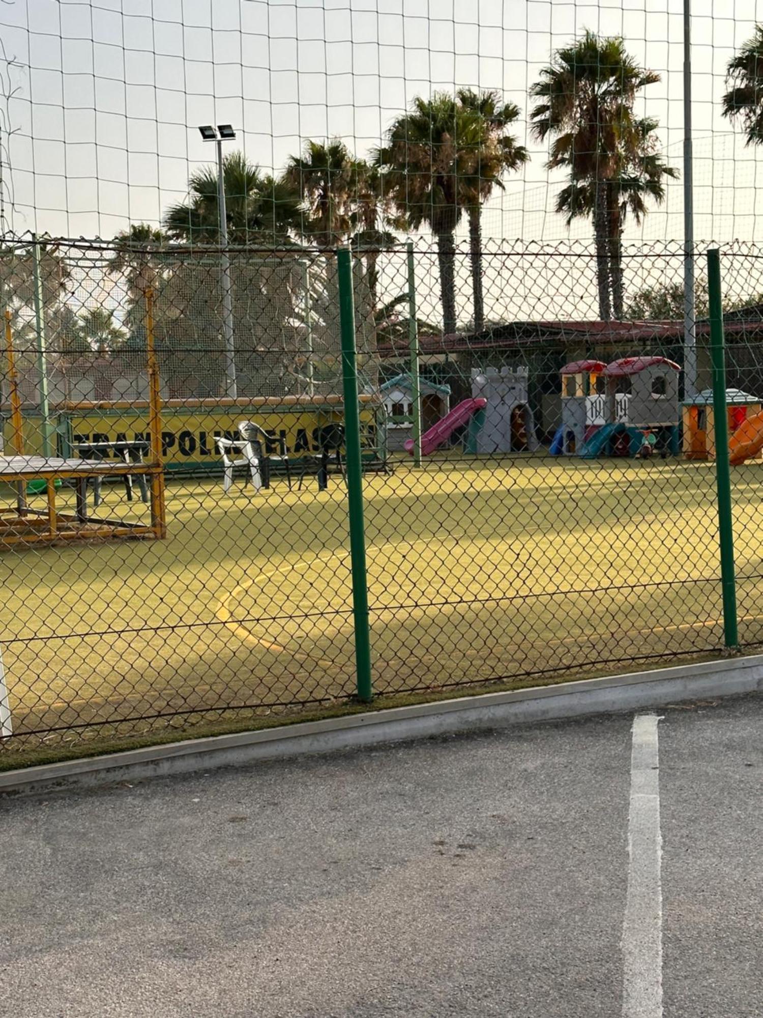 Villaggio Turistico La Baia Degli Angeli Margherita Di Savoia Exterior photo